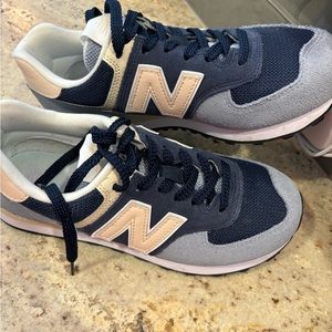 Worn once NB 574, near perfect condition